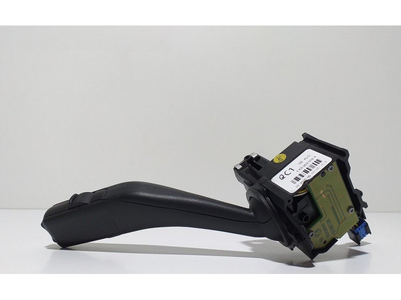 Recambio de mando limpia para seat altea (5p1) stylance / style referencia OEM IAM 1K0953519A 57014 