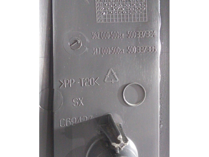 Recambio de molduras delanteras para iveco daily caja cerrada (1999 =>) 35 - c 13 caja cerrada, techo elevado referencia OEM IAM