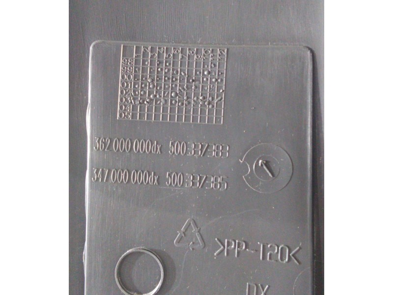 Recambio de molduras delanteras para iveco daily caja cerrada (1999 =>) 35 - c 13 caja cerrada, techo elevado referencia OEM IAM