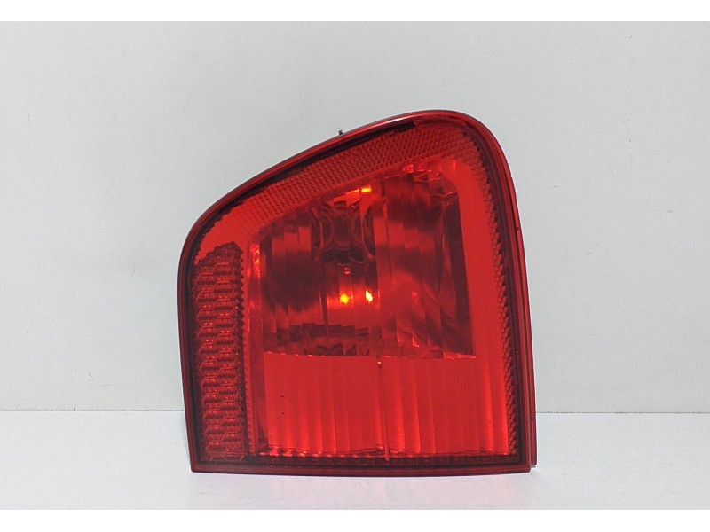 Recambio de piloto trasero derecho interior para seat ibiza (6k1) signo referencia OEM IAM 6K6945108C 67565 