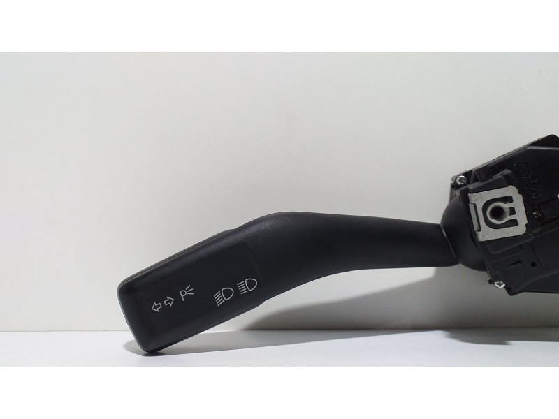 Recambio de mando intermitentes para volkswagen golf plus (5m1) highline referencia OEM IAM 1K0953513 57017 