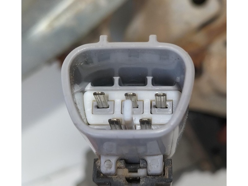 Recambio de elevalunas trasero derecho para toyota land cruiser (j10) 4.2 24v turbodiesel cat referencia OEM IAM 8572060120 7709