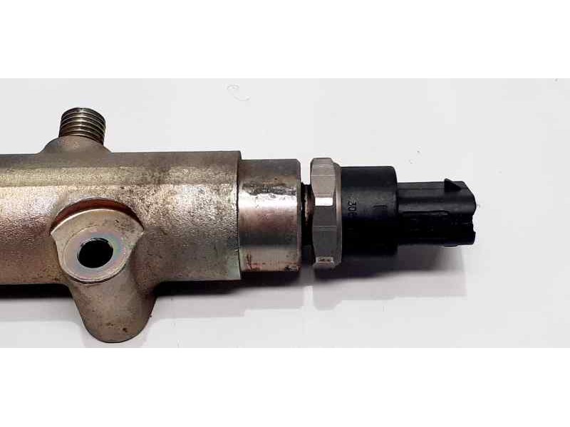 Recambio de rampa inyectora para volvo xc90 2.4 d summum geartronic (5 asientos) referencia OEM IAM 0445215015 43927 