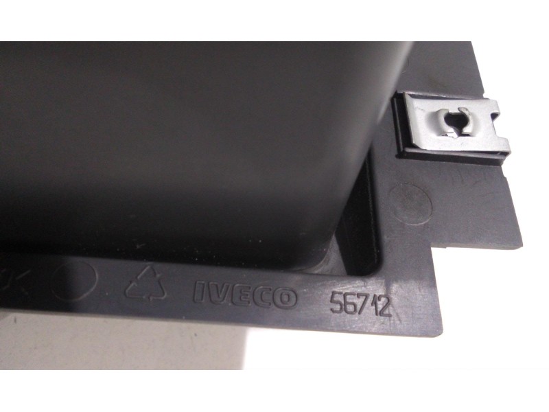 Recambio de guantera para iveco daily caja cerrada (1999 =>) 35 - c 13 caja cerrada, techo elevado referencia OEM IAM 504049554 