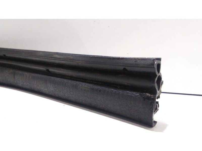 Recambio de gomas contorno puerta para iveco daily caja cerrada (1999 =>) 35 - c 13 caja cerrada, techo elevado referencia OEM I