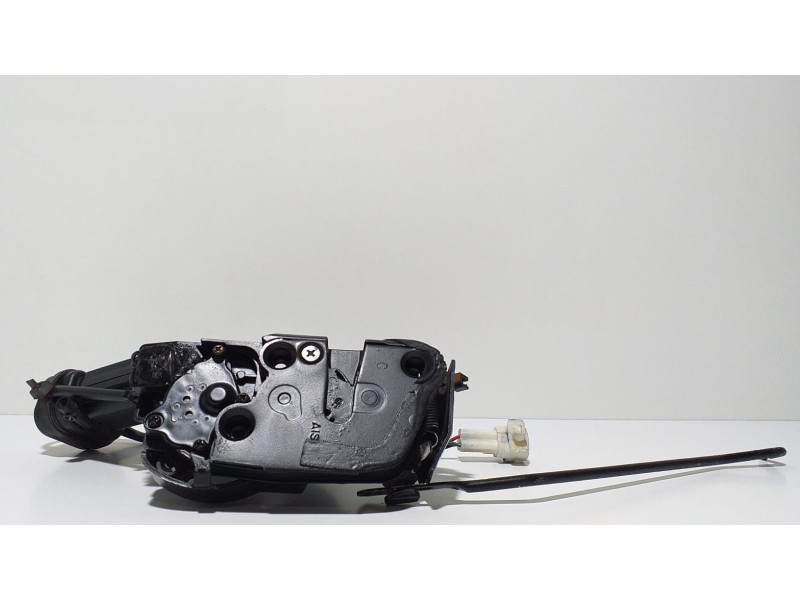 Recambio de cerradura puerta delantera derecha para suzuki grand vitara 5 puertas sq (ft) 2.0 td referencia OEM IAM 8220165D1100 Recambio de cerradura puerta delantera derecha para suzuki grand vitara 5 puertas sq (ft) 2.0 td referencia OEM IAM 8220165D1100