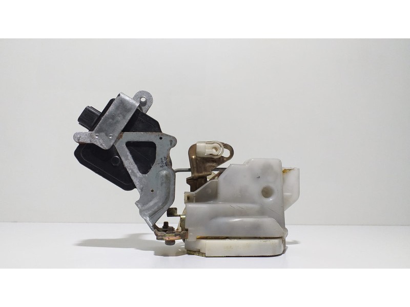 Recambio de cerradura puerta trasera izquierda para mitsubishi montero ( v60 / v70 ) di-d avance referencia OEM IAM MR349287 570