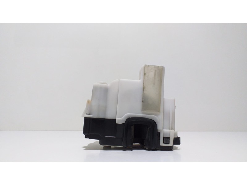 Recambio de cerradura puerta trasera derecha para fiat panda (169) 1.2 8v alessi referencia OEM IAM 46803514 57037 