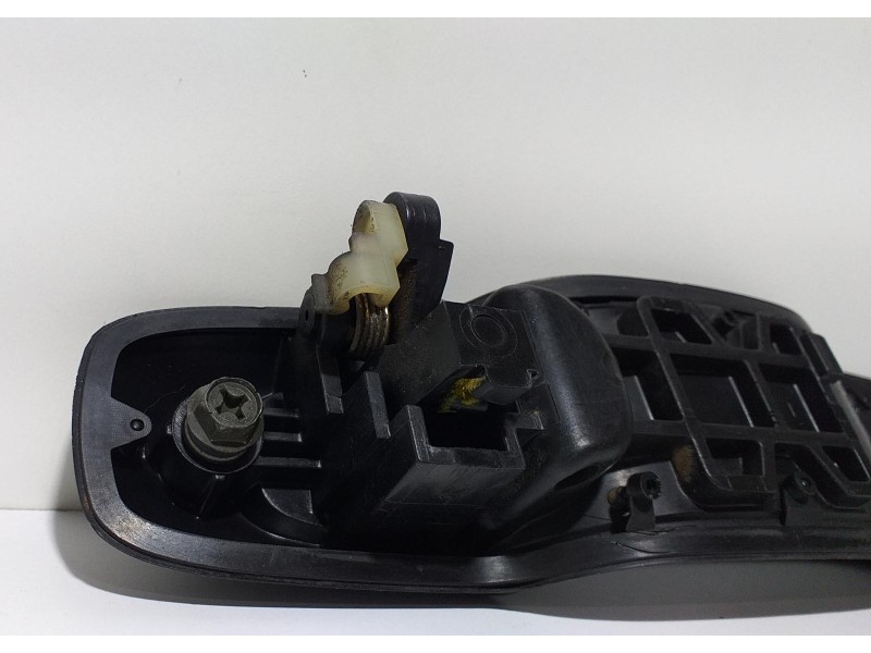 Recambio de maneta exterior trasera izquierda para suzuki grand vitara 5 puertas sq (ft) 2.0 td dlx referencia OEM IAM 8282065D0
