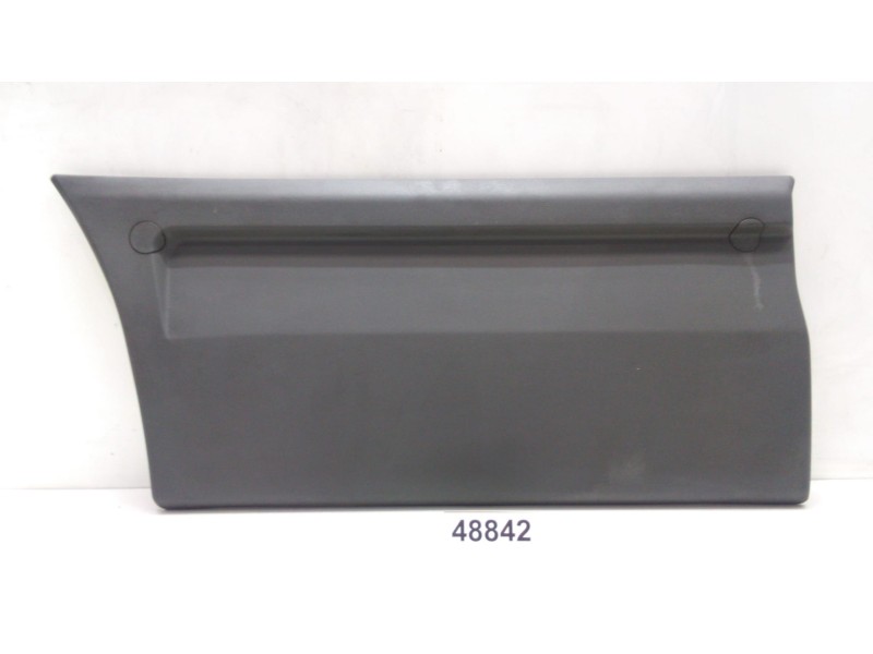 Recambio de molduras delanteras para iveco daily caja cerrada (1999 =>) 35 - c 13 caja cerrada, techo elevado referencia OEM IAM