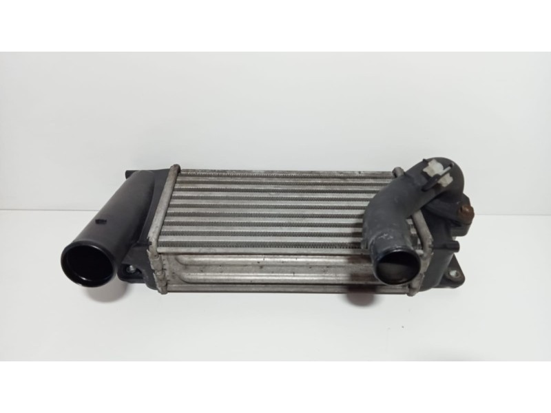 Recambio de intercooler para toyota auris luna+ referencia OEM IAM JD1270000692 74391 R