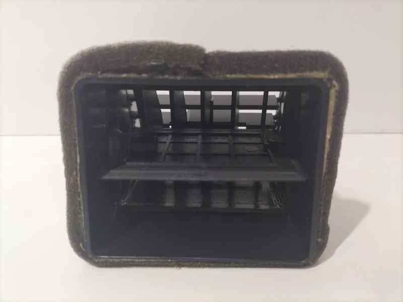 Recambio de rejilla aireadora para hyundai tucson (jm) 2.0 crdi style referencia OEM IAM 974902E000 81579 