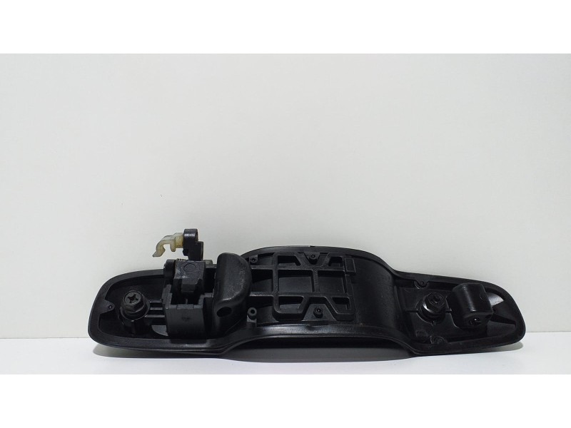 Recambio de maneta exterior delantera izquierda para suzuki grand vitara 5 puertas sq (ft) 2.0 td dlx referencia OEM IAM 8282065 Recambio de maneta exterior delantera izquierda para suzuki grand vitara 5 puertas sq (ft) 2.0 td dlx referencia OEM IAM 8282065