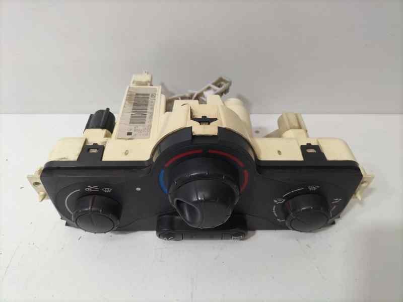 Recambio de mando calefaccion / aire acondicionado para renault megane ii coupe/cabrio confort authentique referencia OEM IAM F6