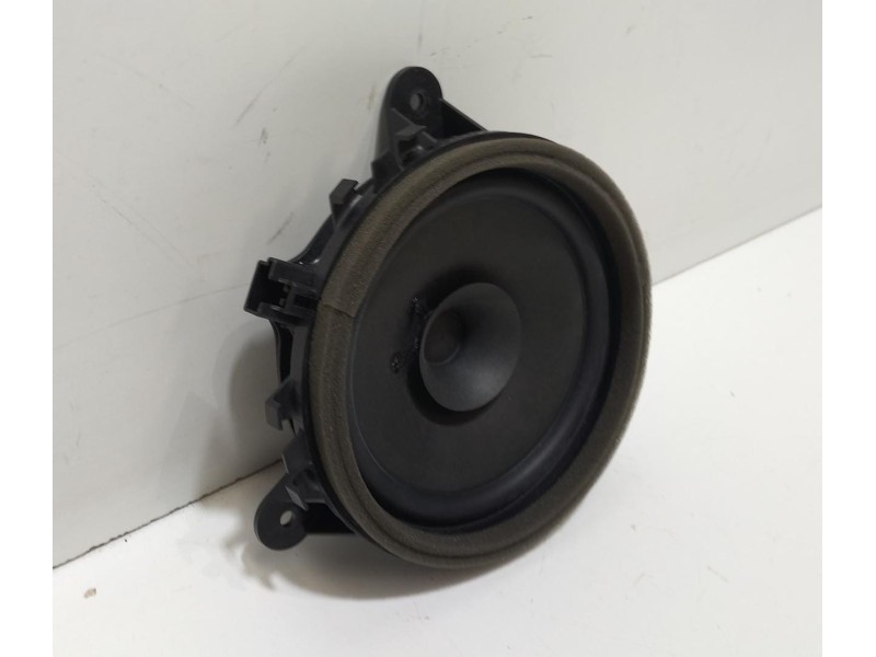 Recambio de sistema audio / radio cd para volvo xc60 2.4 diesel cat referencia OEM IAM 30657444 76987 