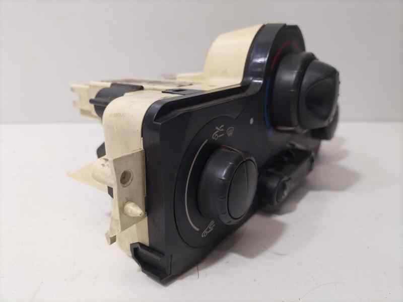 Recambio de mando calefaccion / aire acondicionado para renault megane ii coupe/cabrio confort authentique referencia OEM IAM F6