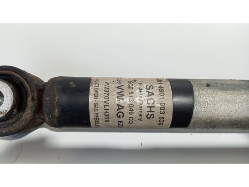 Recambio de amortiguador trasero derecho para volkswagen golf vii lim. advance bluemotion referencia OEM IAM 5Q0513049CQ 74399 R
