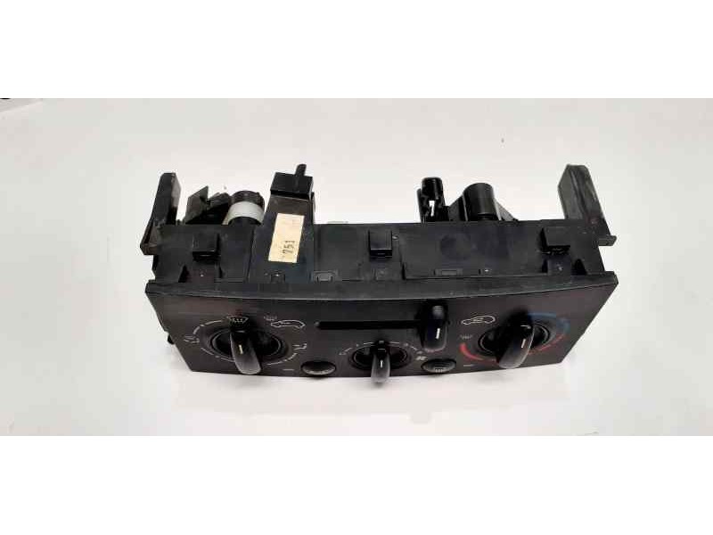 Recambio de mando calefaccion / aire acondicionado para peugeot 207 confort referencia OEM IAM 69910002 43988 