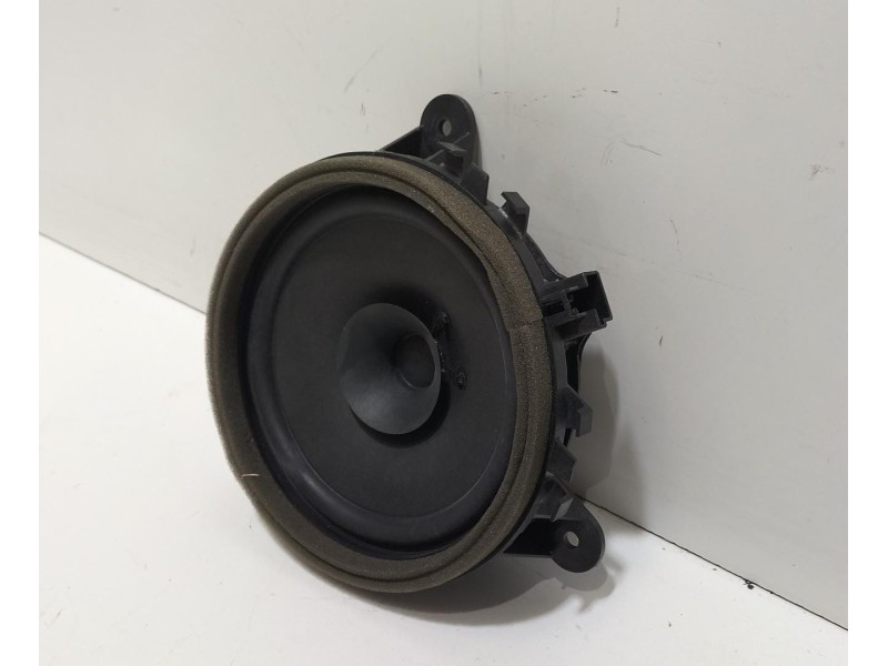 Recambio de sistema audio / radio cd para volvo xc60 2.4 diesel cat referencia OEM IAM 30657444 76989 