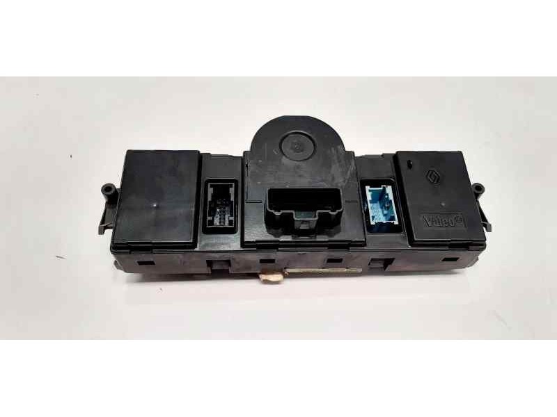 Recambio de mando climatizador para renault scenic ii authentique referencia OEM IAM 820026557 43996 