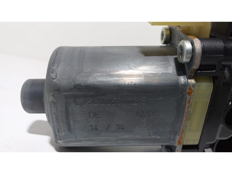 Recambio de motor elevalunas delantero derecho para volkswagen golf vii lim. gtd bluemotion referencia OEM IAM 5Q0959802B 60670 