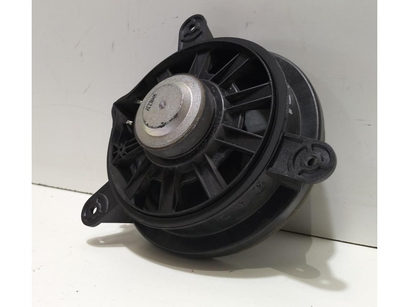 Recambio de sistema audio / radio cd para volvo xc60 2.4 diesel cat referencia OEM IAM 30657444 76990 