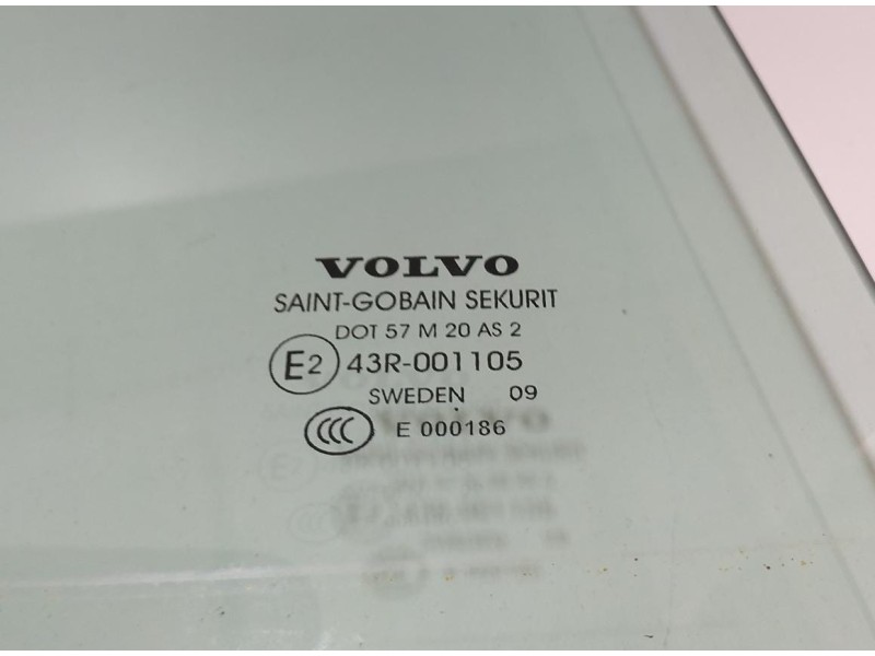 Recambio de luna trasera derecha para volvo xc60 2.4 diesel cat referencia OEM IAM 31386799 76995 