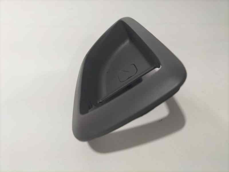 Recambio de maneta interior trasera derecha para hyundai tucson (jm) 2.0 crdi style referencia OEM IAM 826212E000 81594 