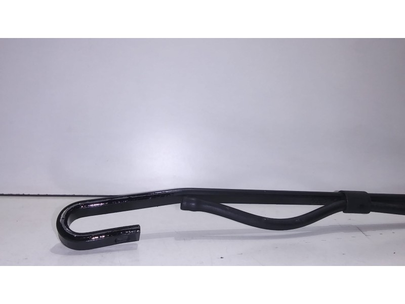 Recambio de brazo limpia delantero izquierdo para iveco daily caja cerrada (1999 =>) 35 - c 13 caja cerrada, techo elevado refer