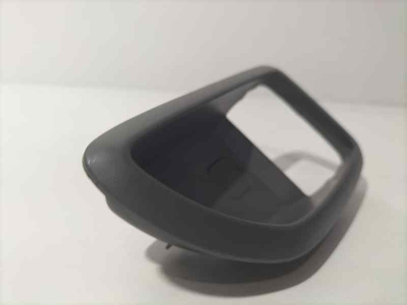 Recambio de maneta exterior delantera derecha para hyundai tucson (jm) 2.0 crdi style referencia OEM IAM 826212E000 81595 