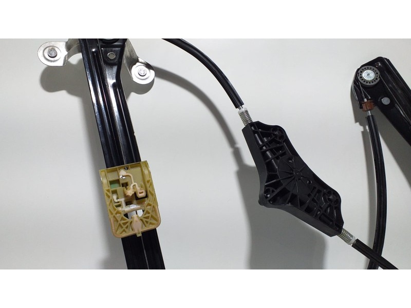 Recambio de elevalunas delantero derecho para volkswagen golf vii lim. gtd bluemotion referencia OEM IAM 5G4837462H 60679 