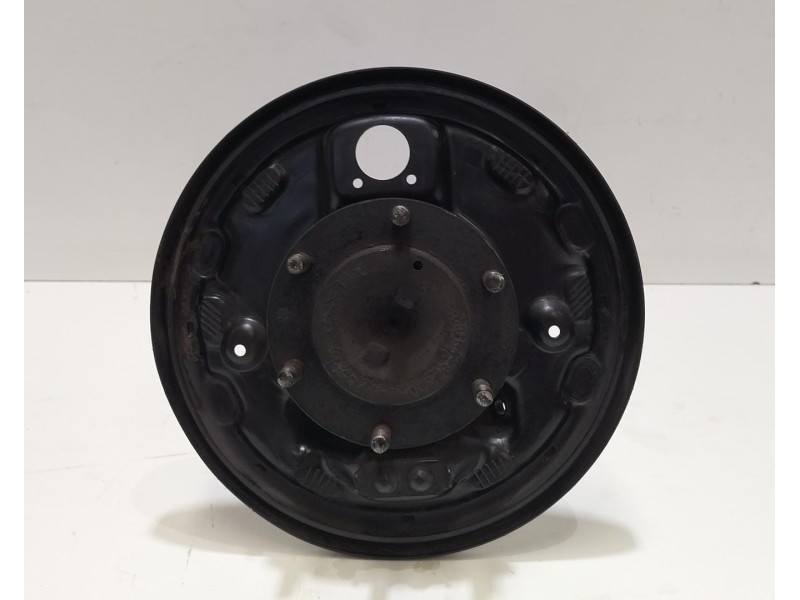 Recambio de mangueta trasera derecha para nissan terrano/terrano.ii (r20) aventura referencia OEM IAM ZD30 76999 