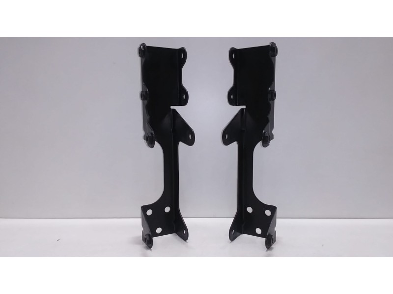 Recambio de soporte radiador para iveco daily caja cerrada (1999 =>) 35 - c 13 caja cerrada, techo elevado referencia OEM IAM 81