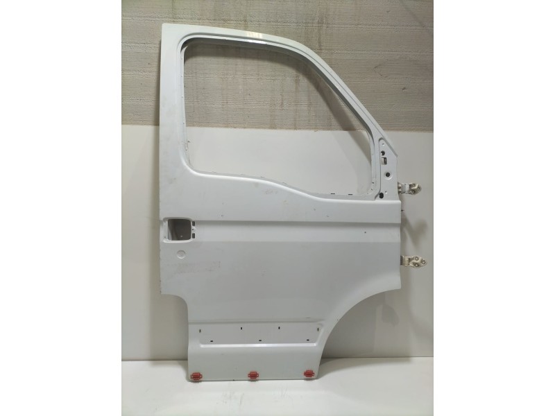 Recambio de puerta delantera derecha para iveco daily caja cerrada (1999 =>) 35 - c 13 caja cerrada, techo elevado referencia OE