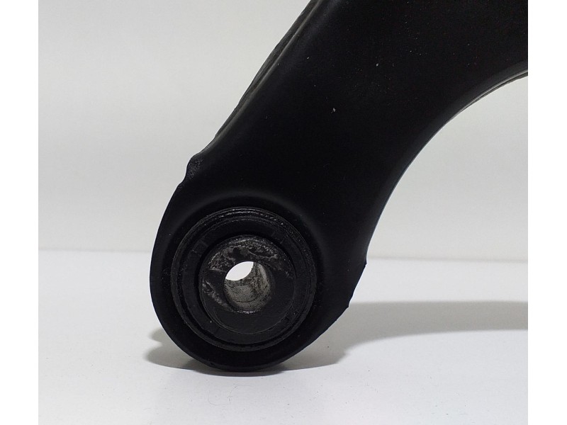 Recambio de brazo suspension superior trasero izquierdo para volkswagen golf vii lim. gtd bluemotion referencia OEM IAM 5Q050532