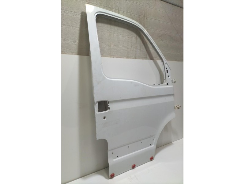 Recambio de puerta delantera derecha para iveco daily caja cerrada (1999 =>) 35 - c 13 caja cerrada, techo elevado referencia OE