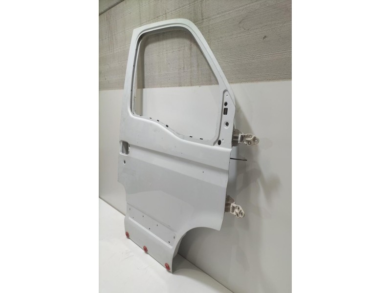 Recambio de puerta delantera derecha para iveco daily caja cerrada (1999 =>) 35 - c 13 caja cerrada, techo elevado referencia OE