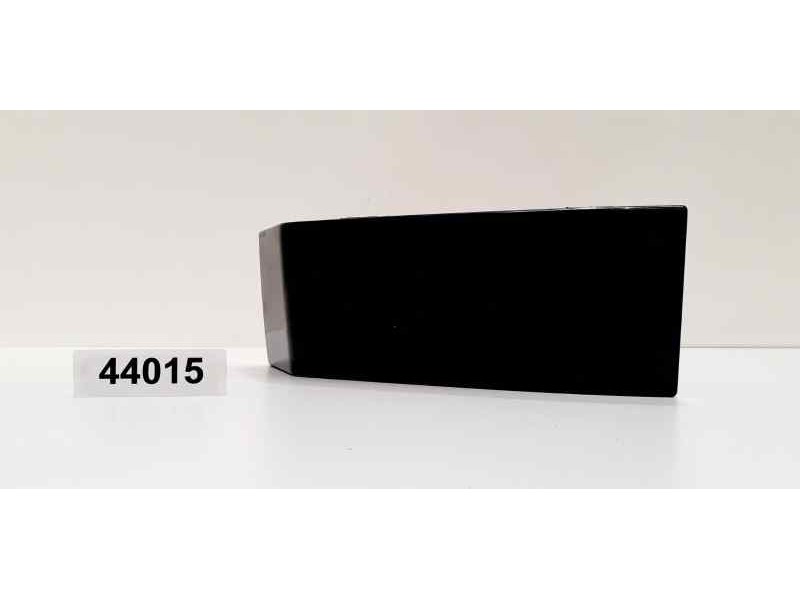 Recambio de molduras traseras para volvo xc90 2.4 d summum geartronic (5 asientos) referencia OEM IAM 8620819LH 44015 