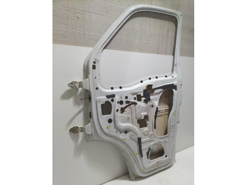Recambio de puerta delantera derecha para iveco daily caja cerrada (1999 =>) 35 - c 13 caja cerrada, techo elevado referencia OE