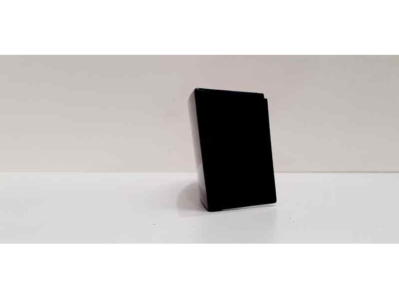 Recambio de molduras traseras para volvo xc90 2.4 d summum geartronic (5 asientos) referencia OEM IAM 8620819LH 44015 