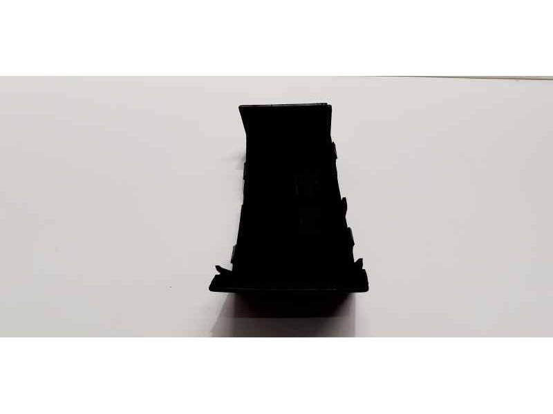 Recambio de molduras traseras para volvo xc90 2.4 d summum geartronic (5 asientos) referencia OEM IAM 8620819LH 44015 