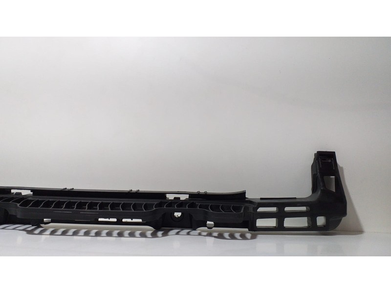 Recambio de molduras traseras para volkswagen golf vii lim. gtd bluemotion referencia OEM IAM 5G6807863A 60756 