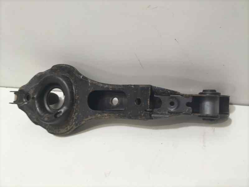 Recambio de brazo suspension inferior trasero derecho para ford focus berlina (cap) ghia referencia OEM IAM HWDA 83136 