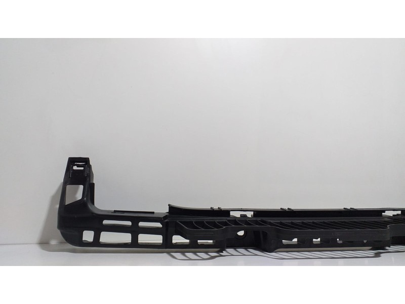 Recambio de molduras traseras para volkswagen golf vii lim. gtd bluemotion referencia OEM IAM 5G6807863A 60756 