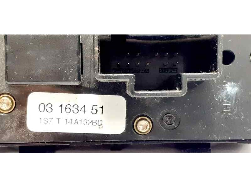 Recambio de mando elevalunas delantero izquierdo para ford mondeo berlina (ge) ambiente referencia OEM IAM 03163451 44010 
