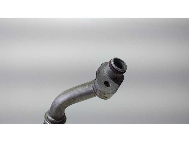 Recambio de tubos aire acondicionado para mercedes-benz sprinter ii james cook (906) 313 cdi classic referencia OEM IAM A9068303 Recambio de tubos aire acondicionado para mercedes-benz sprinter ii james cook (906) 313 cdi classic referencia OEM IAM A9068303
