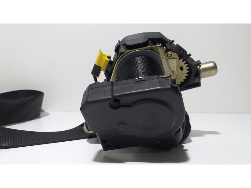 Recambio de cinturon seguridad trasero izquierdo para mercedes-benz clase m (w163) 230 (163.136) referencia OEM IAM A1638601985 