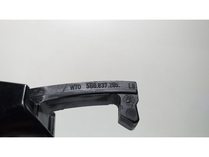 Recambio de maneta exterior trasera izquierda para volkswagen golf vii lim. gtd bluemotion referencia OEM IAM 5G0837205 60774 