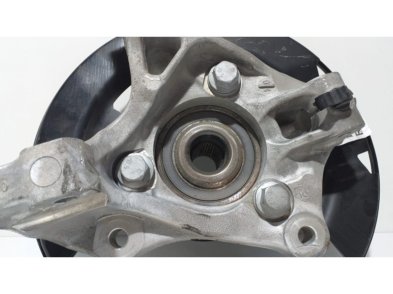 Recambio de mangueta delantera derecha para opel astra j lim. cosmo referencia OEM IAM X16XEL 67608 