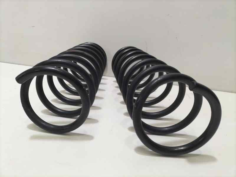 Recambio de muelle amortiguacion para ford focus berlina (cap) ghia referencia OEM IAM HWDA 83143 